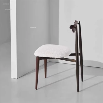 Трапезни столове от кадифе агне в скандинавски стил, Модерна проста ресторанная мебели от масивно дърво За почивка на семейството, на Облегалката на стола B